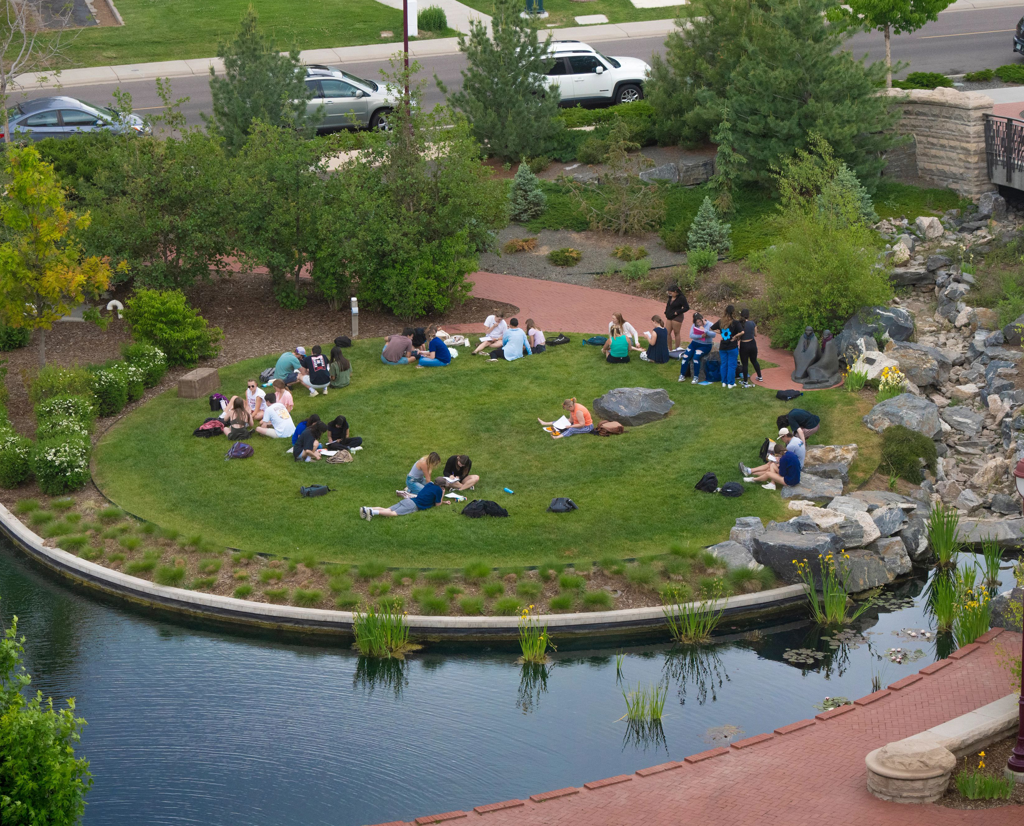 4D Fridays Spring Courses