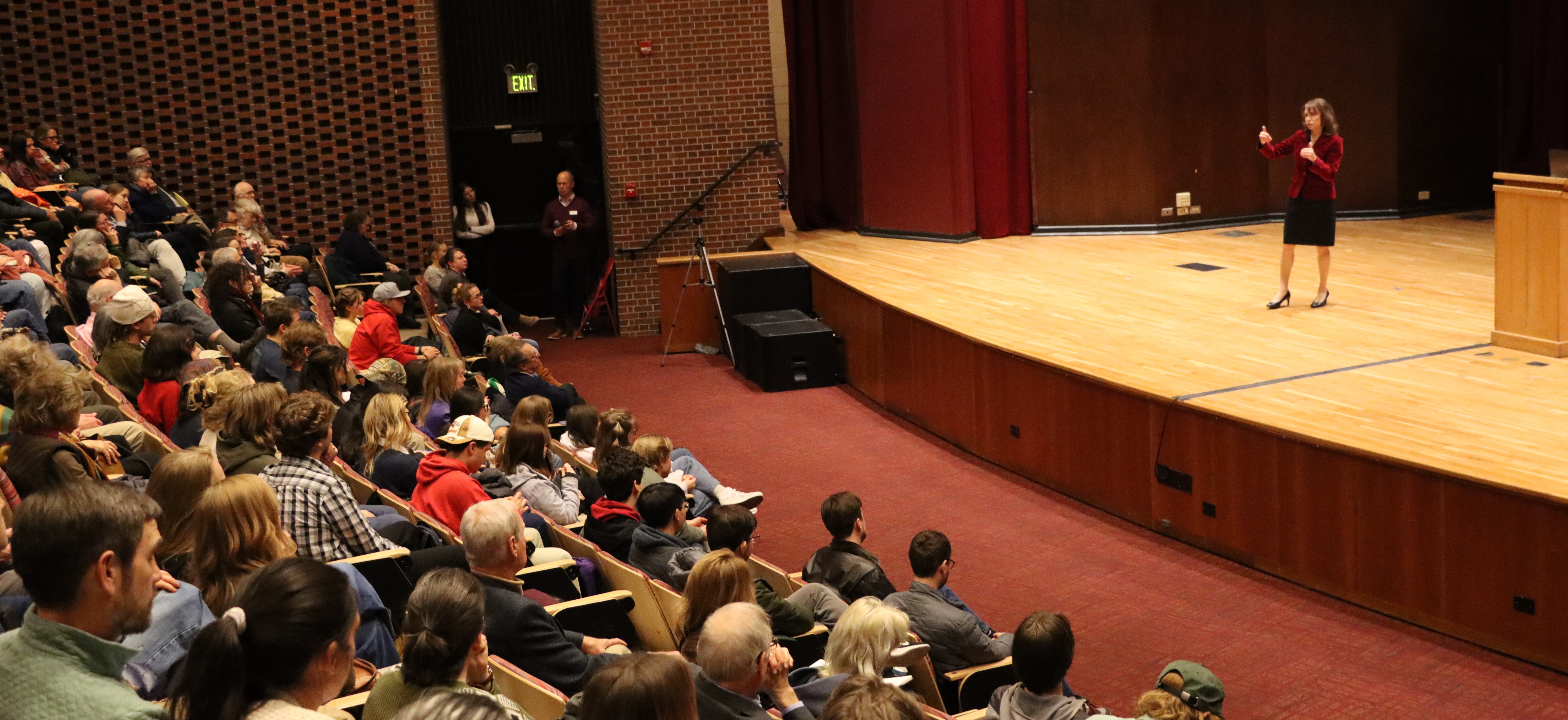 Professor Elizabeth Campbell delivers Livingston Lecture