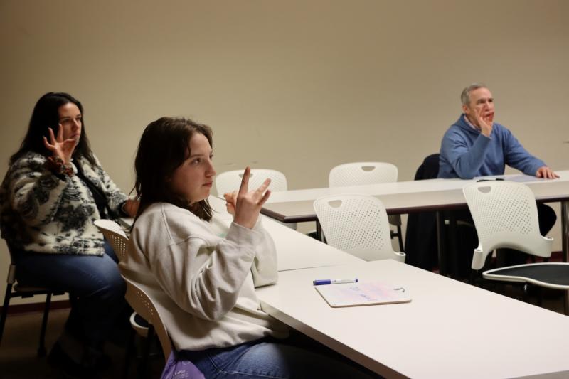 American sign language class