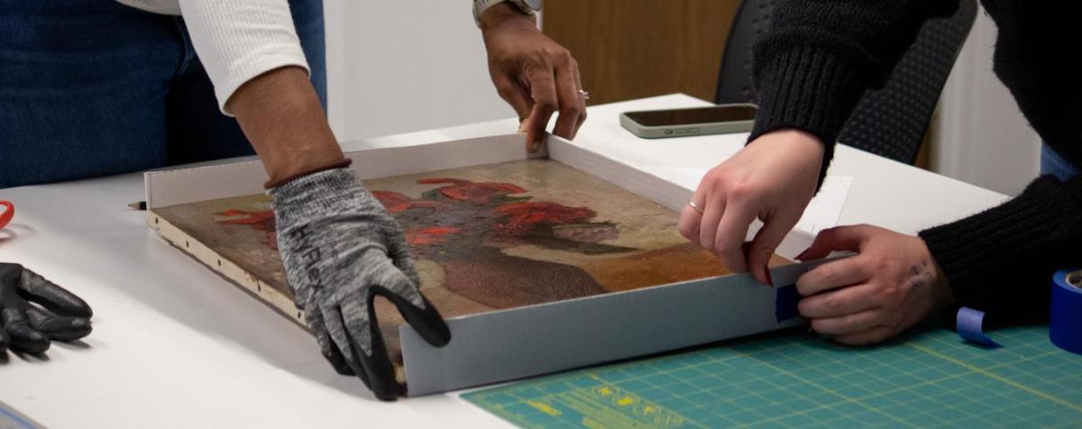 Art students learn to make collars for transporting framed 2D work
