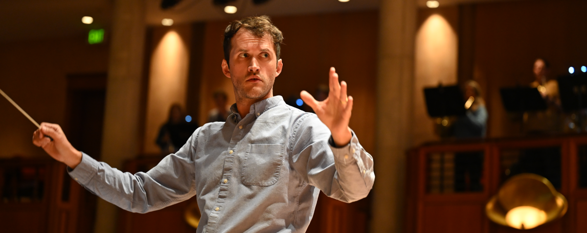 Mason Jackson conducting