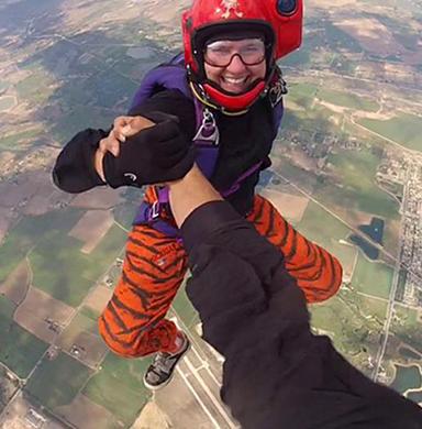 Sarah Gjertson skydiving