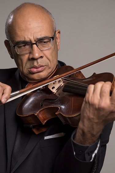 Basil Vendryes playing the violin