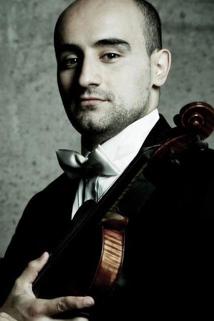 Igor Pikayzen with violin